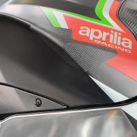 Slidery na nádrž R&G Racing pro motocykly APRILIA RSV4 '09-'13 / Tuono V4 1100 '15-'19, (pár)